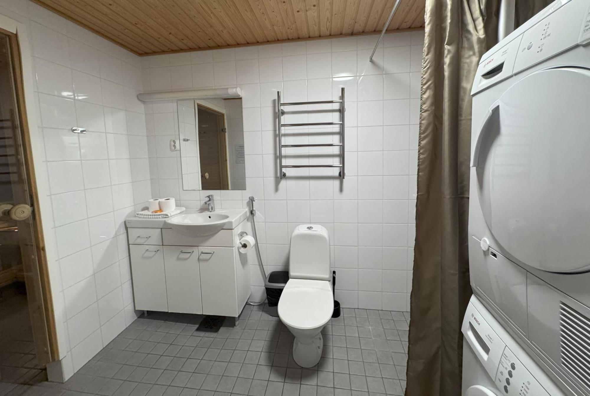 Gella Canalside Apartments With Sauna And Balcony In Address Saukonpaadenranta 4 Helsinki Exterior foto